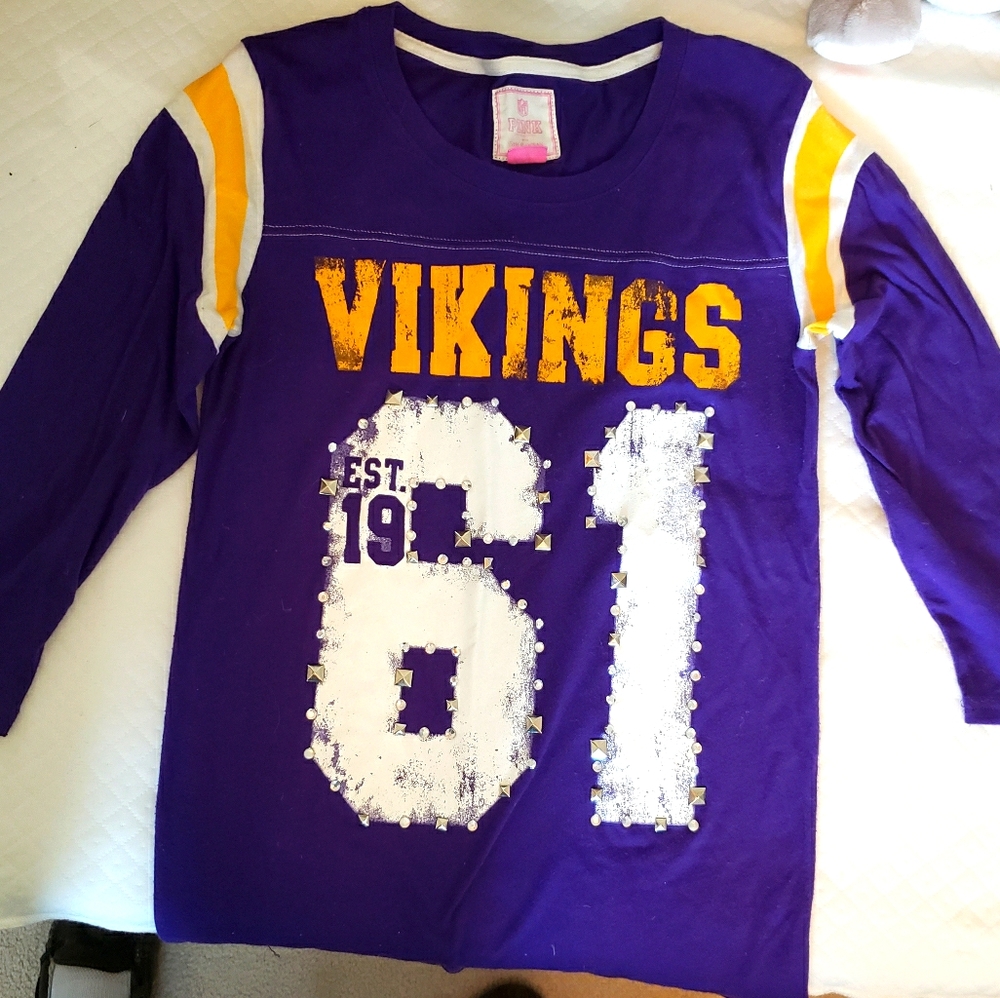 VS PINK Minnesota Vikings 3/4-Length Embellished T